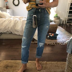 Levi’s 501 wedgie fit